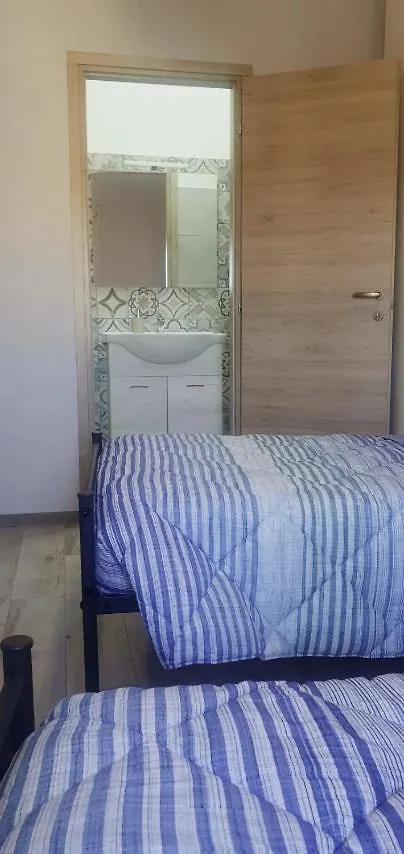 Hello Roma B&B 2*,  Italia